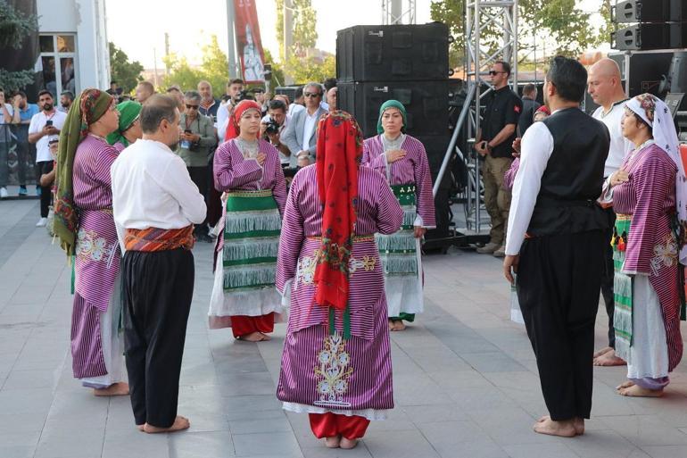 Özgür Özel: Kimsenin verdiği oy için özür dilemesine gerek yok