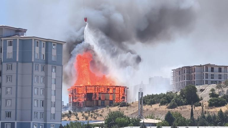 Ahşap lojman, yalıtım yapılırken yanmış