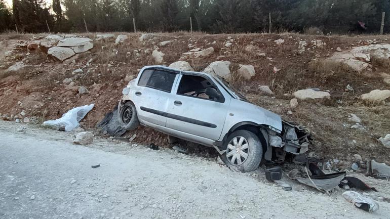 Gaziantepte iki otomobil çarpıştı: 3 ölü, 3 yaralı