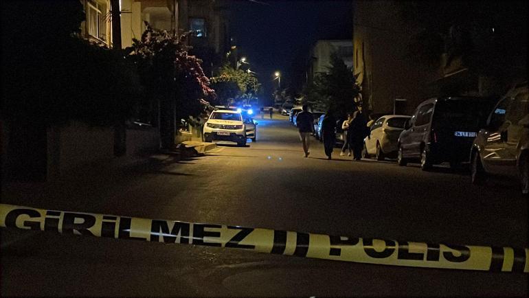 Ümraniyede sokak ortasında eşini satırla öldürdü: 2 gözaltı