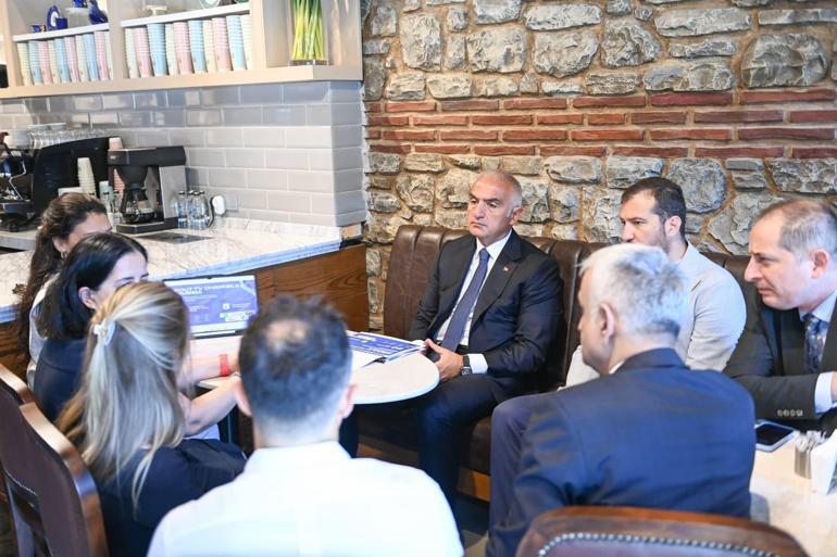 Bakan Ersoydan, film platosu ziyareti