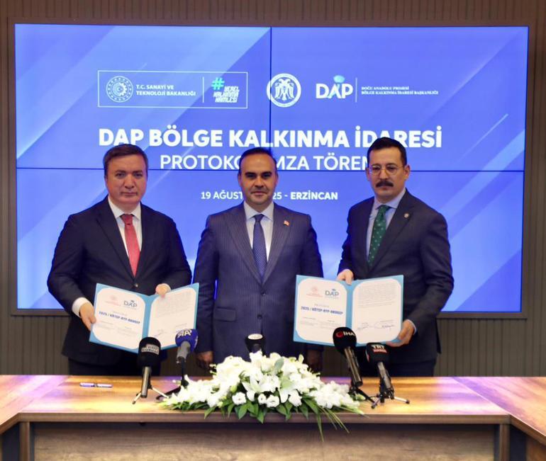 Bakan Kacır: Ekonomimiz büyümesini sürdürüyor