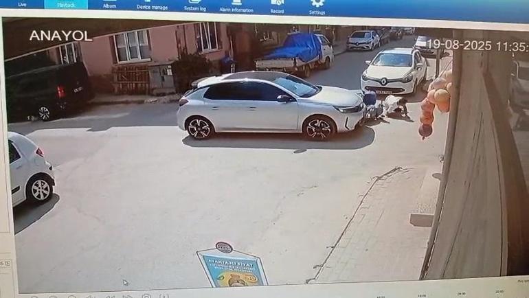 Bursa’da motosiklet ile otomobilin çarpıştığı kaza kamerada: 1 yaralı