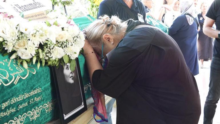 Türk Halk müziği sanatçısı Banu Kırbağ son yolculuğuna uğurlandı