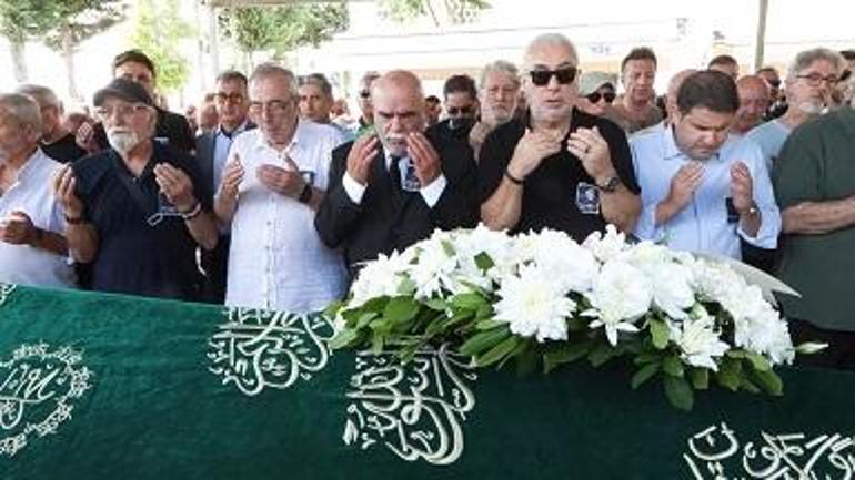 Türk Halk müziği sanatçısı Banu Kırbağ son yolculuğuna uğurlandı