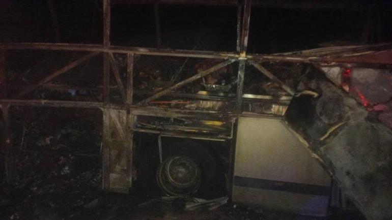 Göçmenleri taşıyan otobüs kaza yaptı: 79 ölü