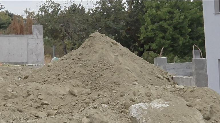 Büyükçekmecede villanın bahçesinde erkek cesedi bulundu