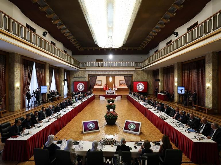 TBMM Başkanı Kurtulmuş: Süreci zehirlemek isteyen grupların varlığını biliyoruz