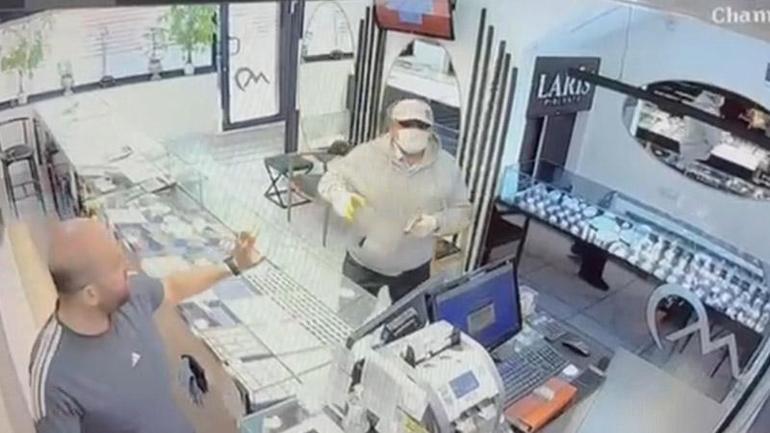 Boncuk atan oyuncak tabancayla kuyumcu dükkanını soymaya çalışan şüpheli tutuklandı