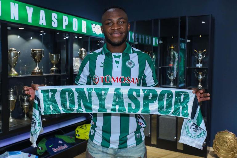 Konyaspor, Jackson Mulekayı kadrosuna kattı
