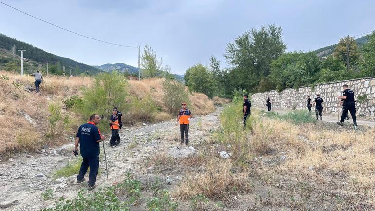 Kayıp adam, 4 iz köpeği ve 115 kişilik ekiple aranıyor