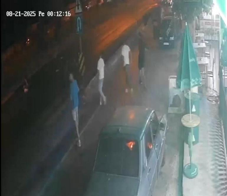 Motosiklet yayalara çarptı: 1 ölü, 2 yaralı