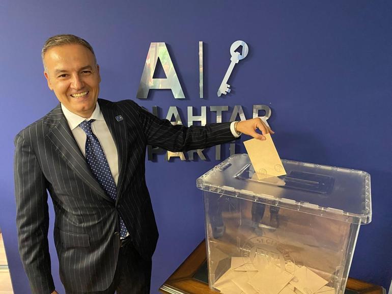 Anahtar Parti, Kadıköy İlçe Kongresi’ni gerçekleştirdi