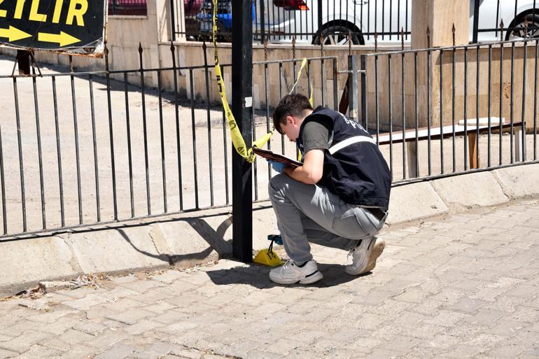 Jandarma aracındaki 2 kuzen, silahlı saldırıda yaralandı