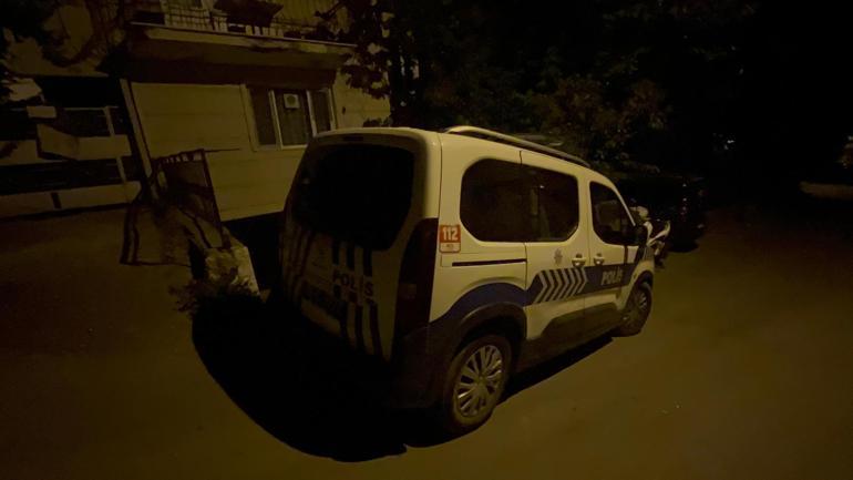 Evde birlikte gördüğü yeğenini bıçakladı, erkek arkadaşını sandalye ile darbetti