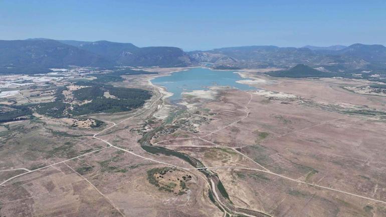 İzmir’de planlı su kesintileri, 12 ilçede 3 gün arayla uygulanacak