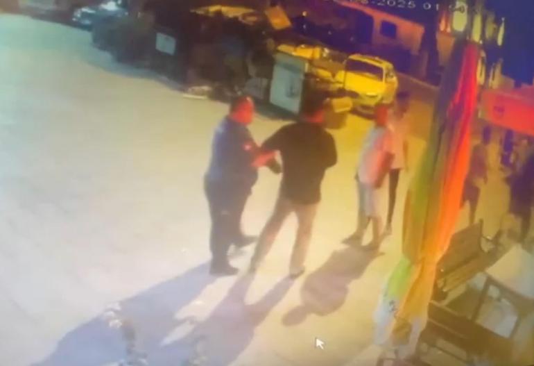 Kuşadasında bıçaklı saldırıya uğrayan taksici öldü