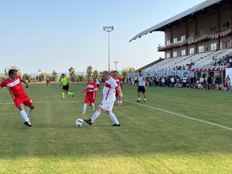 Gençlik ve Spor Bakanı Bak, ‘Aydın’da coşkuyla yolumuza devam ediyoruz’