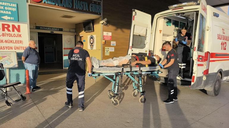 Otomobille çarpışan motosiklet sürücüsü yaralandı; kaza anı kamerada