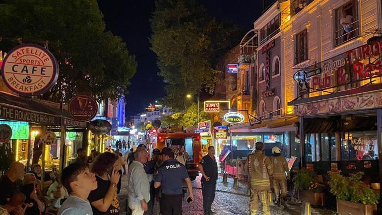 Fatihte otelde çıkan yangın söndürüldü