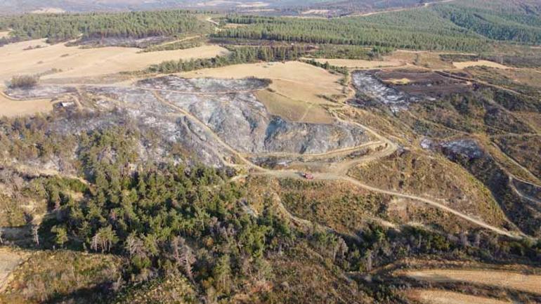 Çanakkalede orman yangını kontrol altında; yanan alanlar dronla görüntülendi