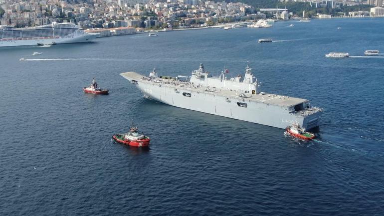 Çanakkaleden yola çıkan TCG Anadolu, İstanbula ulaştı