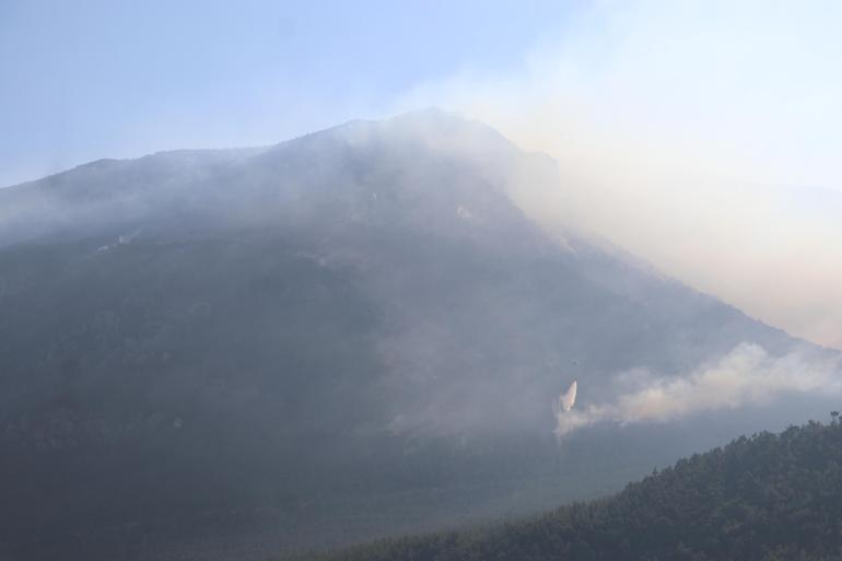 Denizlideki orman yangını 2nci gününde; kontrol altına alındı