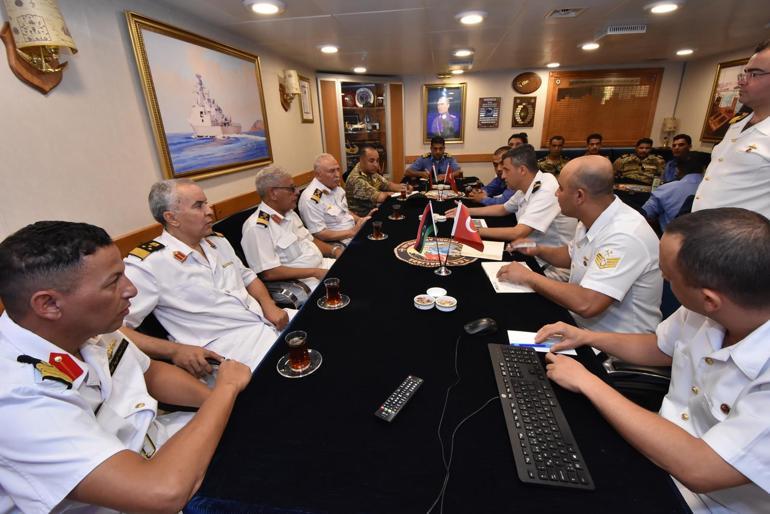 TCG Kınalıada, Libya’ya liman ziyareti gerçekleştirdi