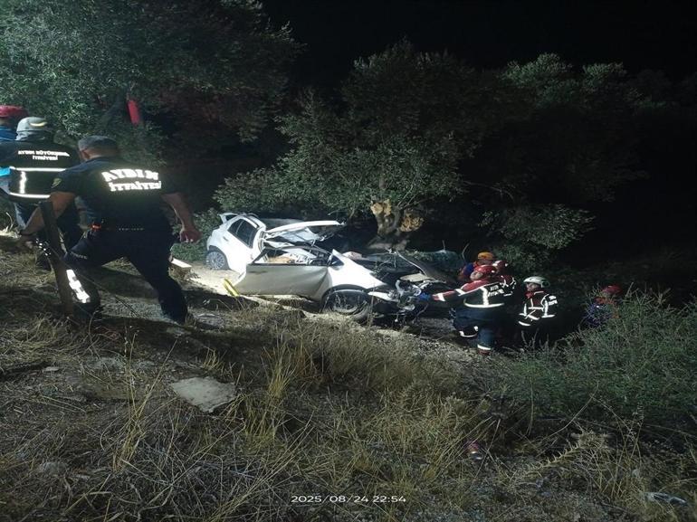 2 kişinin hayatını kaybettiği kazada sürücü, yoldaki ölü köpeğe çarpmamak için manevra yapmış