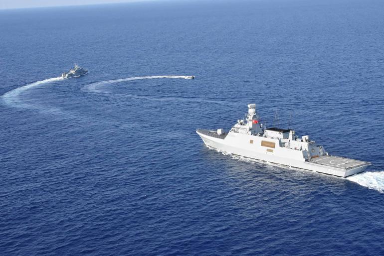 TCG Kınalıada, Libya’ya liman ziyareti gerçekleştirdi