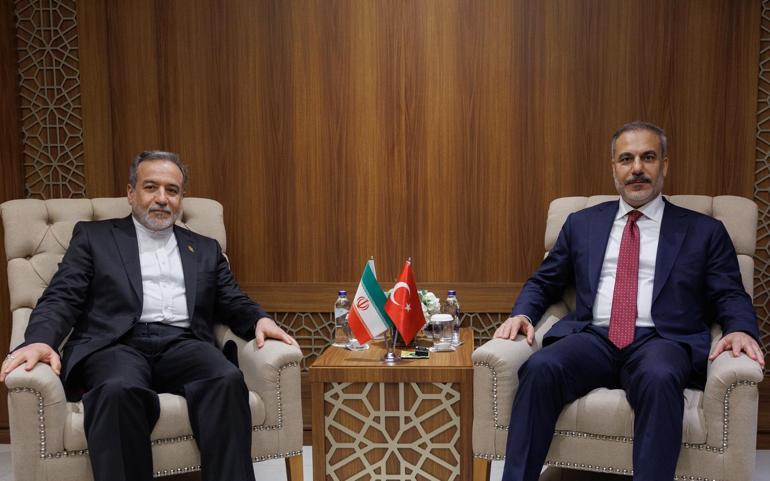 Bakan Fidan, İran Dişişleri Bakanı Arakçi ile görüştü