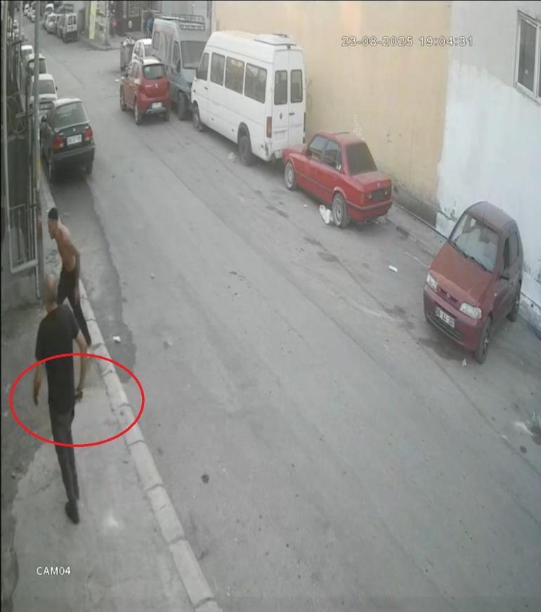 Komşu esnafın köpeğini tabancayla öldürdü; o anlar kamerada