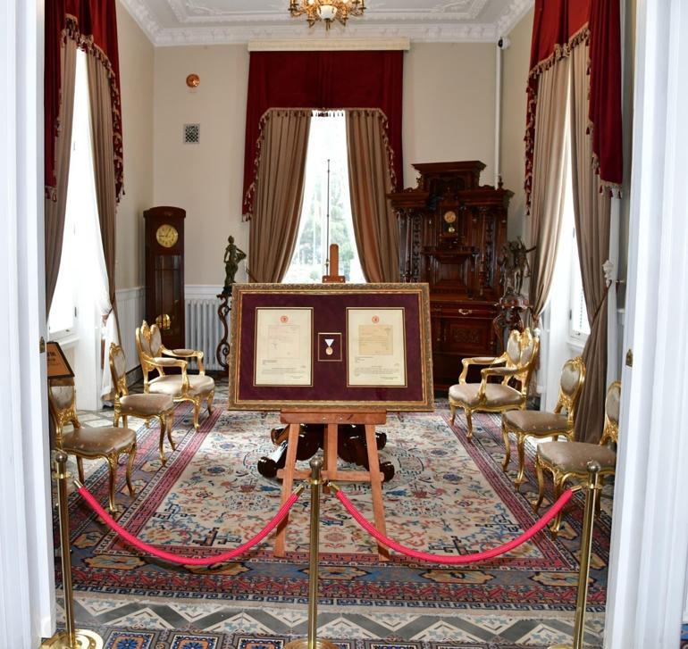 İstiklal Madalyası, Atatürk Köşkü’nde ziyarete açıldı