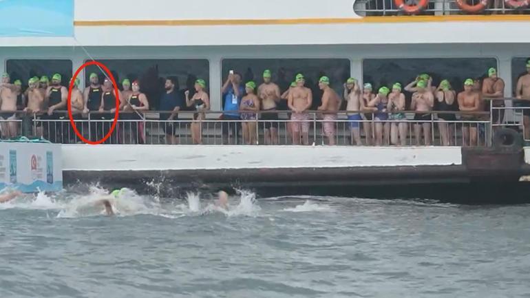 Rus yüzücünün yarış başlamadan önceki görüntüleri