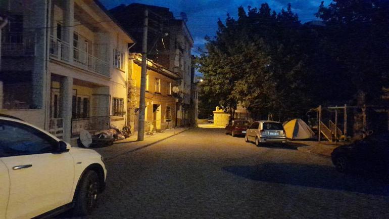 Balıkesirde 4.4 büyüklüğünde deprem