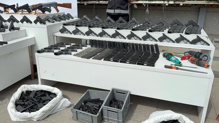 İstanbul’da motosikletli suç örgütlerine operasyon: 24 gözaltı