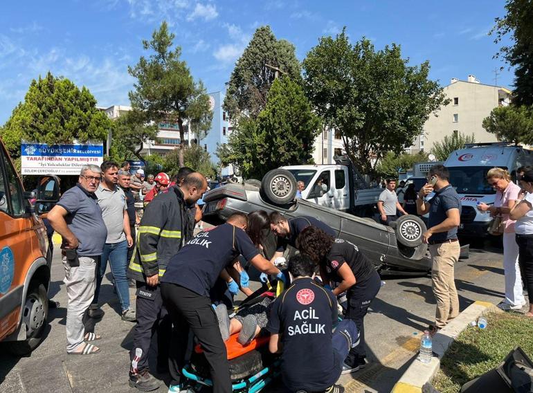 Aydın’da otomobilin devrildiği kaza kamerada: 2 yaralı