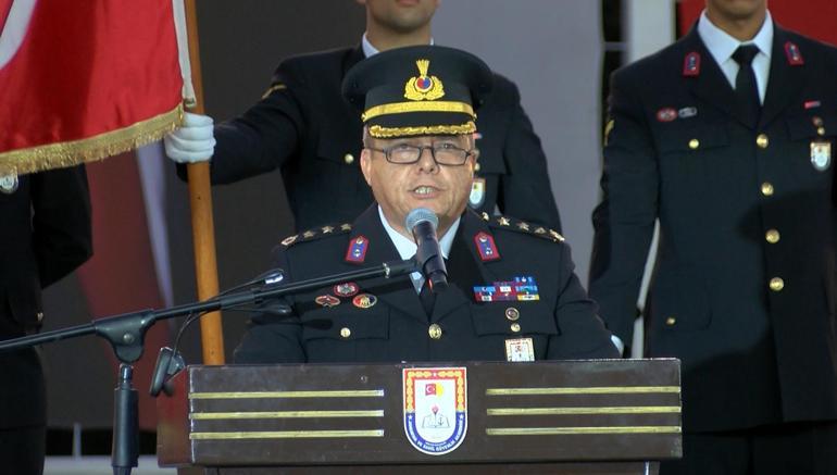 Işıklar Askeri Lisesi’nden mezun olan astsubaylar için mezuniyet töreni