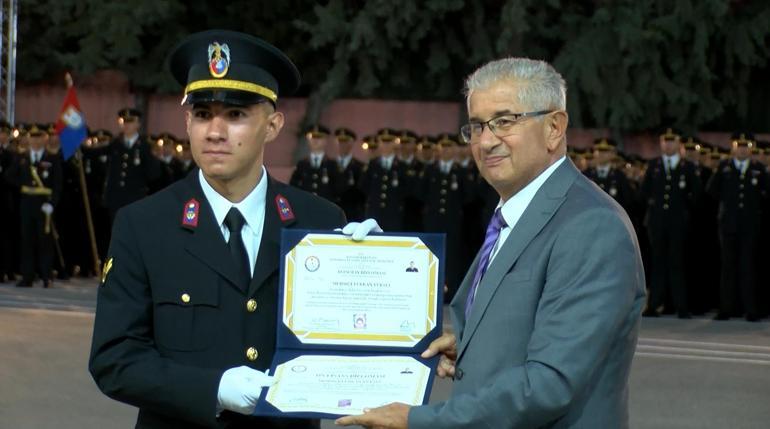 Işıklar Askeri Lisesi’nden mezun olan astsubaylar için mezuniyet töreni