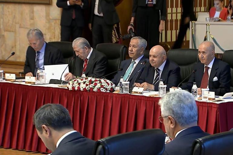 Terörsüz Türkiye komisyonu, eski TBMM başkanlarını dinlemek üzere toplandı