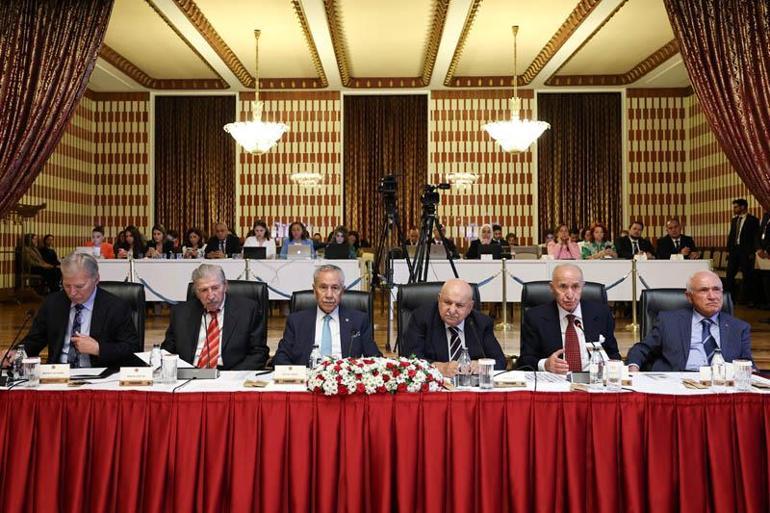 Terörsüz Türkiye komisyonu, eski TBMM başkanlarını dinlemek üzere toplandı