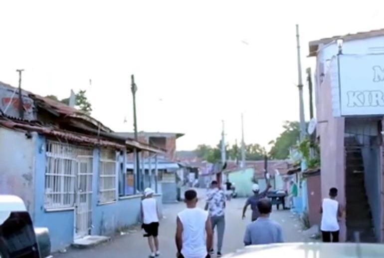 Sokak röportajı sırasında havaya tüfekle ateş açan 15 yaşındaki şüpheli tutuklandı