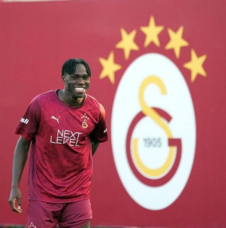 Galatasaray’da Wilfried Singo, ilk antrenmanına çıktı