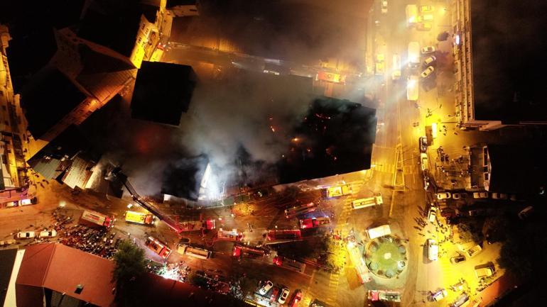 Erzurumda restoranda başlayıp, 4 bina ve otele sıçrayan yangın 2 buçuk saatte söndürüldü