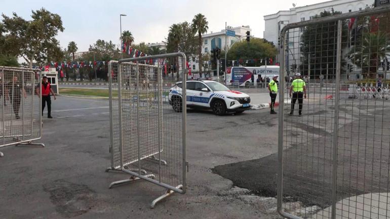 İstanbulda 30 Ağustos Zafer Bayramı kutlamaları kapsamında bazı yollar trafiğe kapatıldı