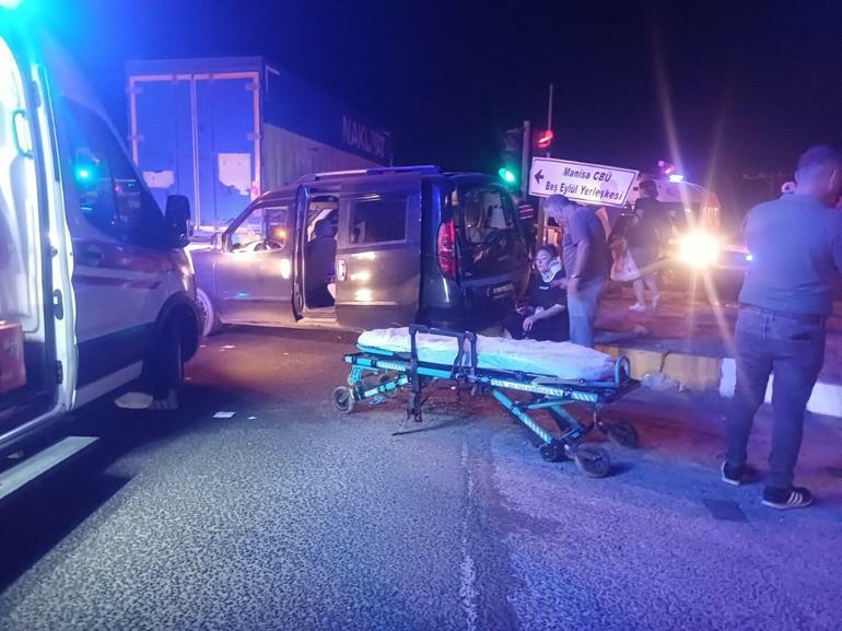 Kamyon ile hafif ticari araç çarpıştı; 1 ölü, 2si ağır 8 yaralı