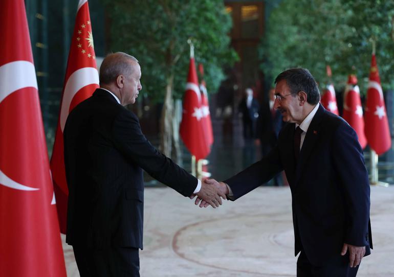 Cumhurbaşkanı Erdoğan, Zafer Bayramı tebriklerini kabul etti