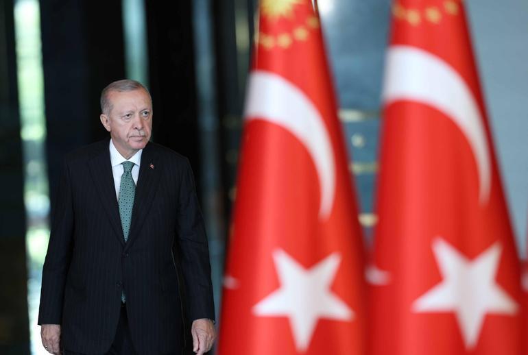 Cumhurbaşkanı Erdoğan, Zafer Bayramı tebriklerini kabul etti
