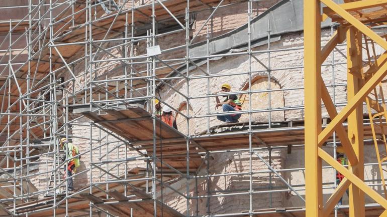 Bakan Ersoy: Restorasyonda deprem güvenliğinin sağlanması öncelikle önem arz etmekte