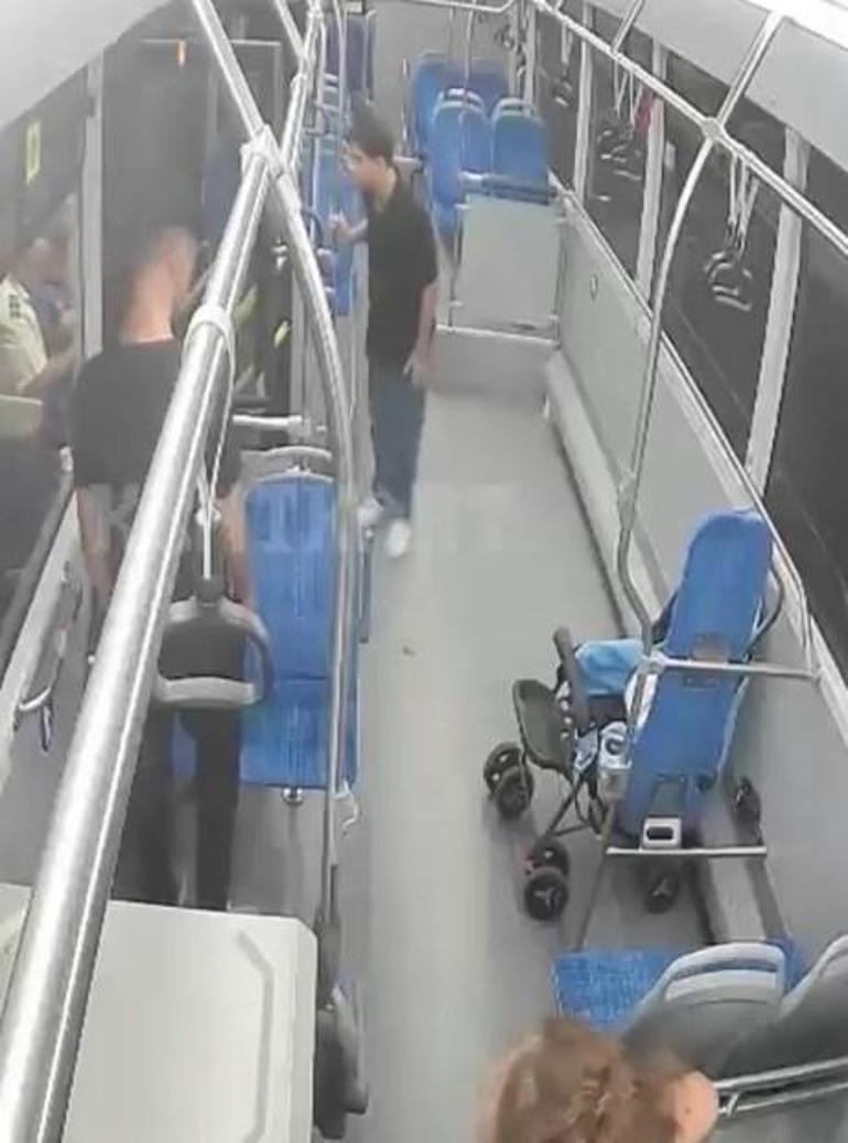 Otobüste nefes borusuna cips kaçan çocuğu, şoförün ‘Heimlich’ manevrası kurtardı